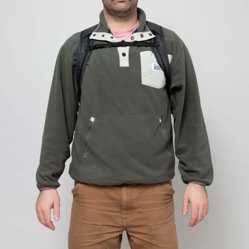 Herschel Ultralight Backpack 22L Black-4