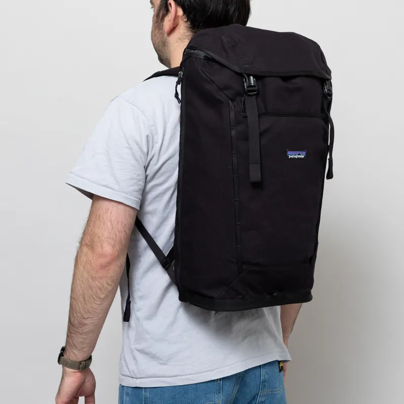 Patagonia Fieldsmith Lid Pack 28L Black-2