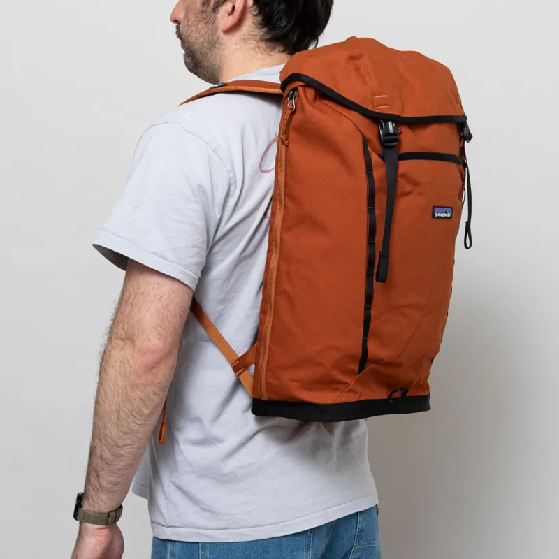 Patagonia Fieldsmith Lid Pack 28L Robin Brown-2