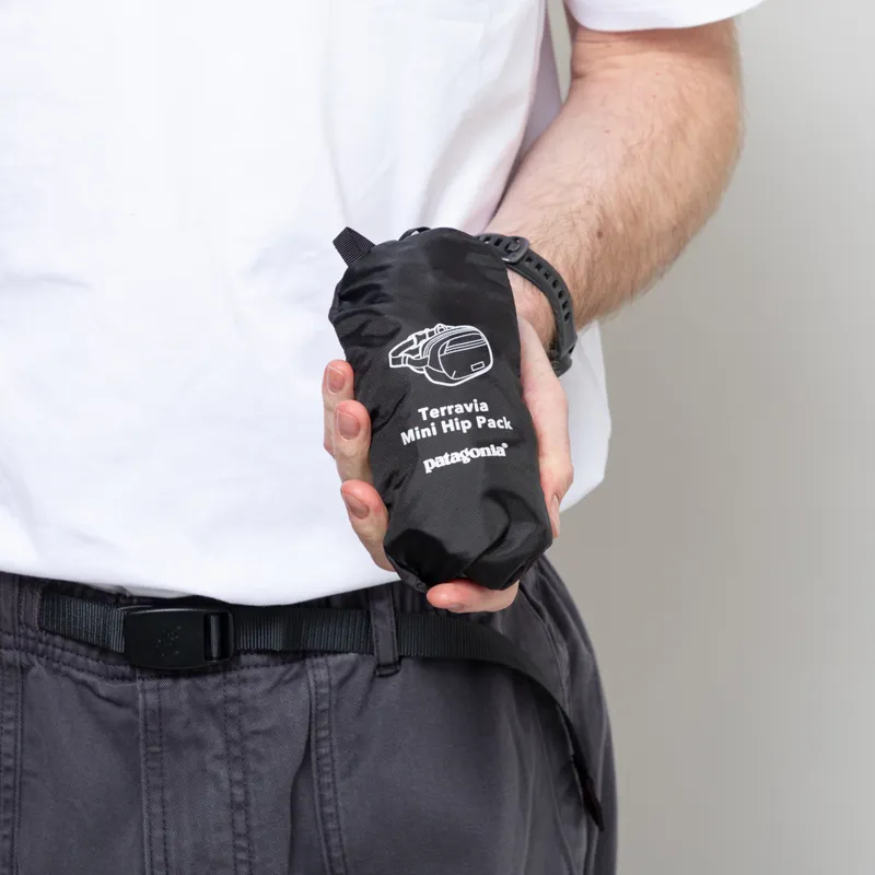 Patagonia Terravia Mini Hip Pack 1L Black-6