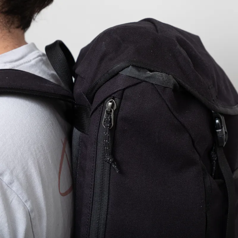 Patagonia Fieldsmith Lid Pack 28L Black-8