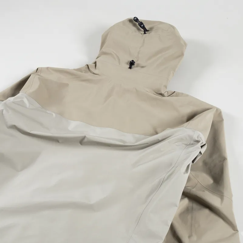 Arc'teryx Mens Beta AR Goretex Pro Shell Jacket Smoke Bluff