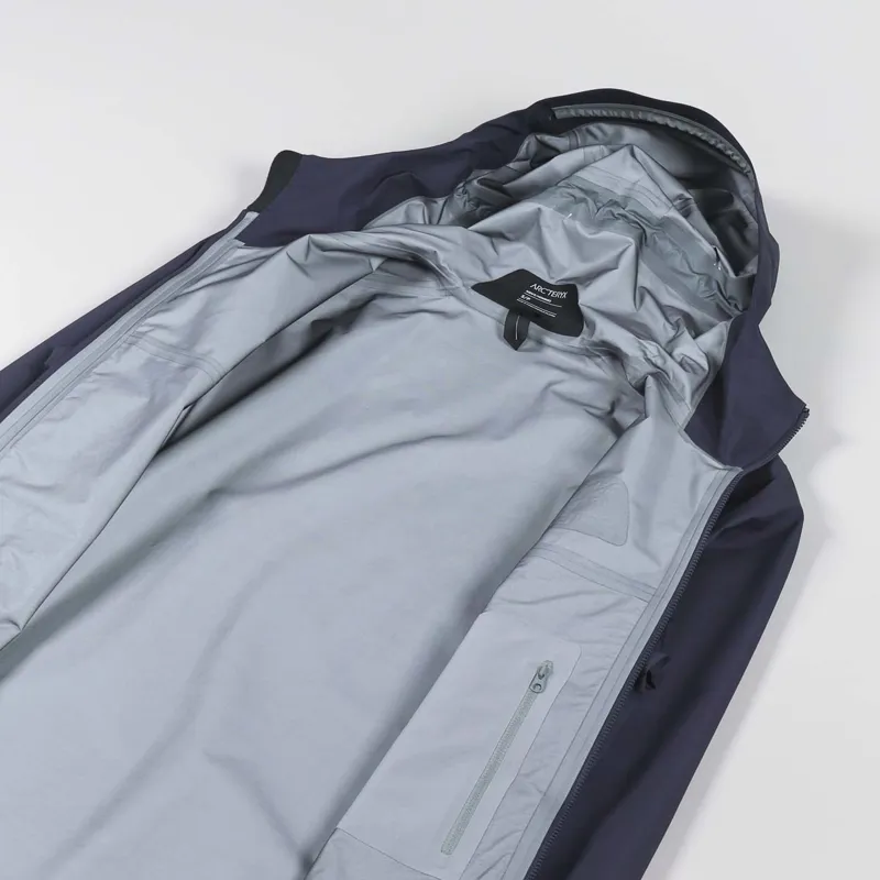 Arc'teryx Beta GORE-TEX Jacket Black Sapphire-4