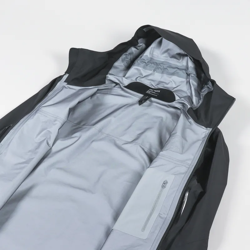 Arc'teryx Beta Long GORE-TEX Jacket Black-5