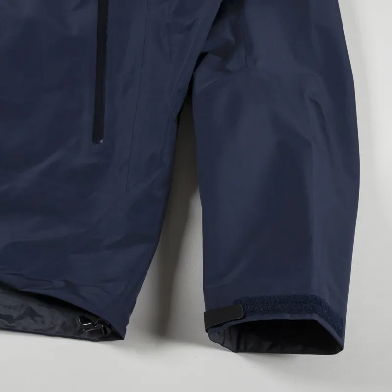 Arc'teryx Beta LT GORE-TEX Jacket Black Sapphire-5
