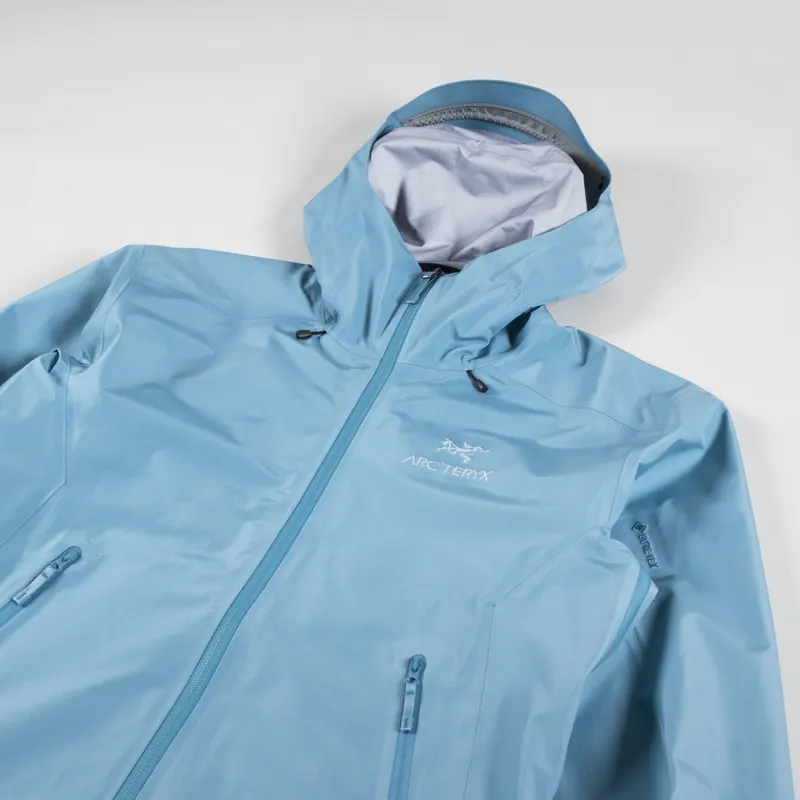 Arcteryx Mens GORE-TEX Beta LT Jacket Solace Blue