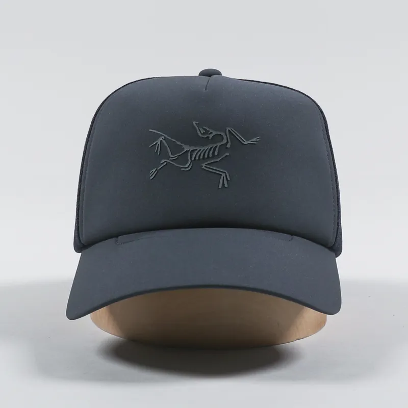 Arc'teryx Bird Curved Brim Trucker Hat Black Sapphire-2