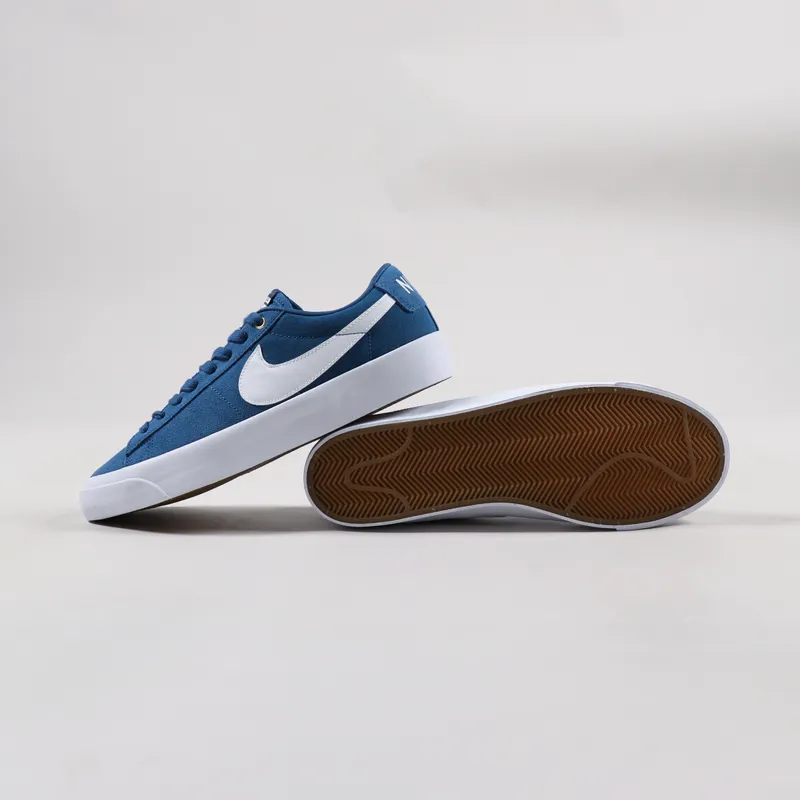 Nike SB Blazer Low Pro GT Shoes Court Blue White-1