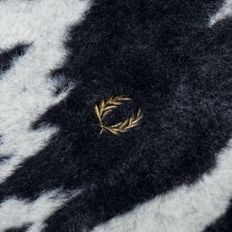 Fred Perry Womens Amy Zebra Scarf Ecru-6