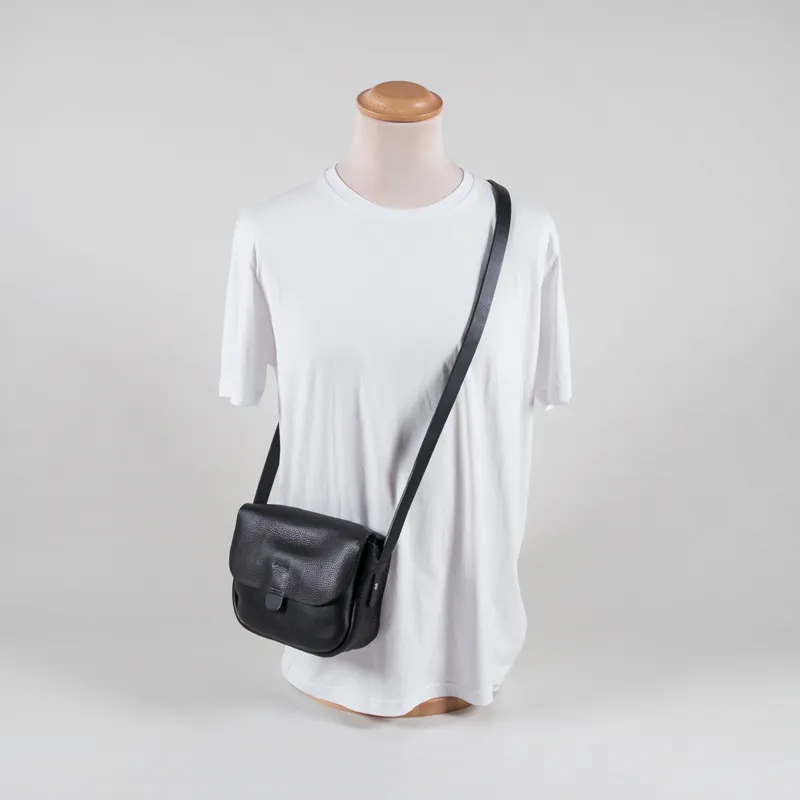 Kate Sheridan Womens Orbed Tab Bag Black-2