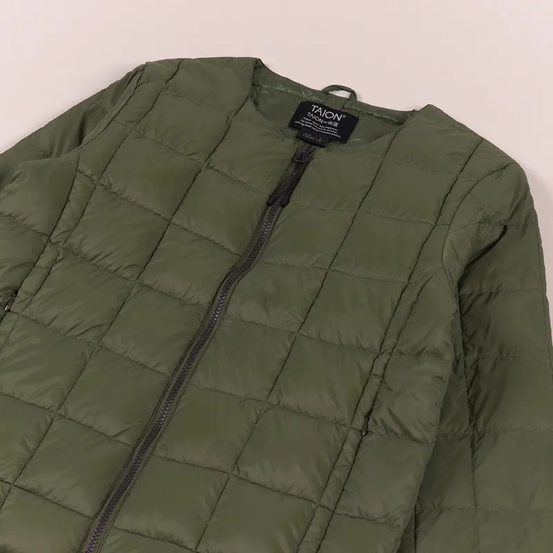 Taion Crew Neck Zip Down Jacket Olive-3