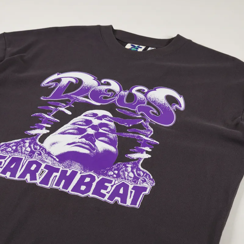 Dues Ex Machina Womens DXW Earthbeat T Shirt Anthracite-1