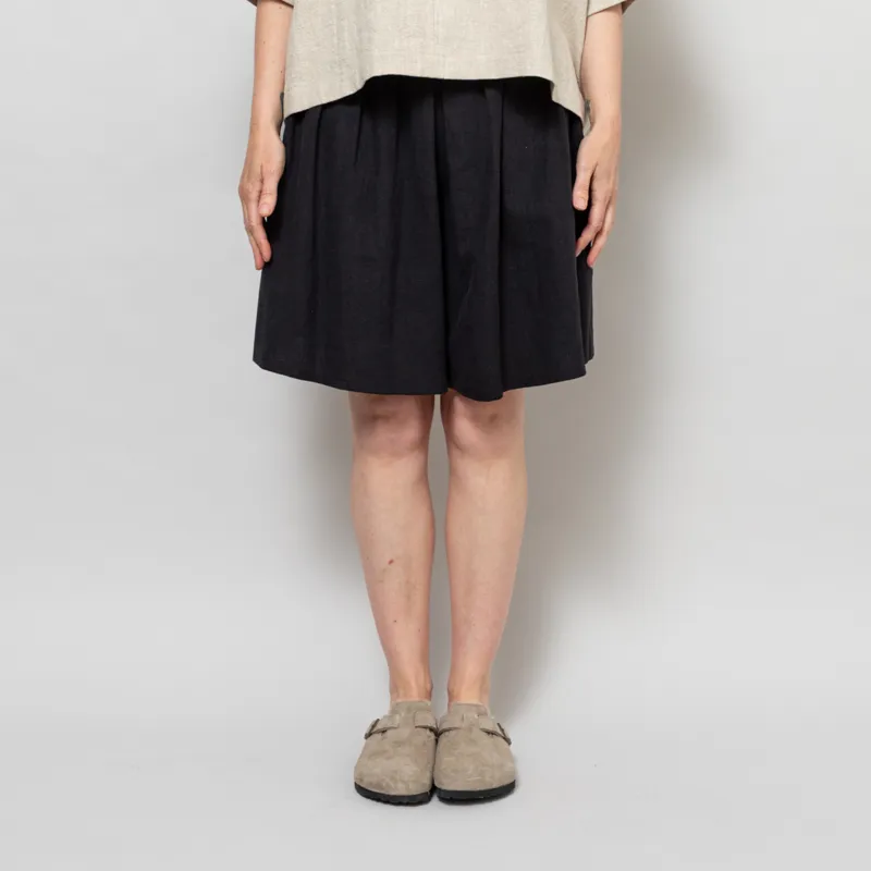 Kate Sheridan Womens Linen Pleat Play Shorts Black