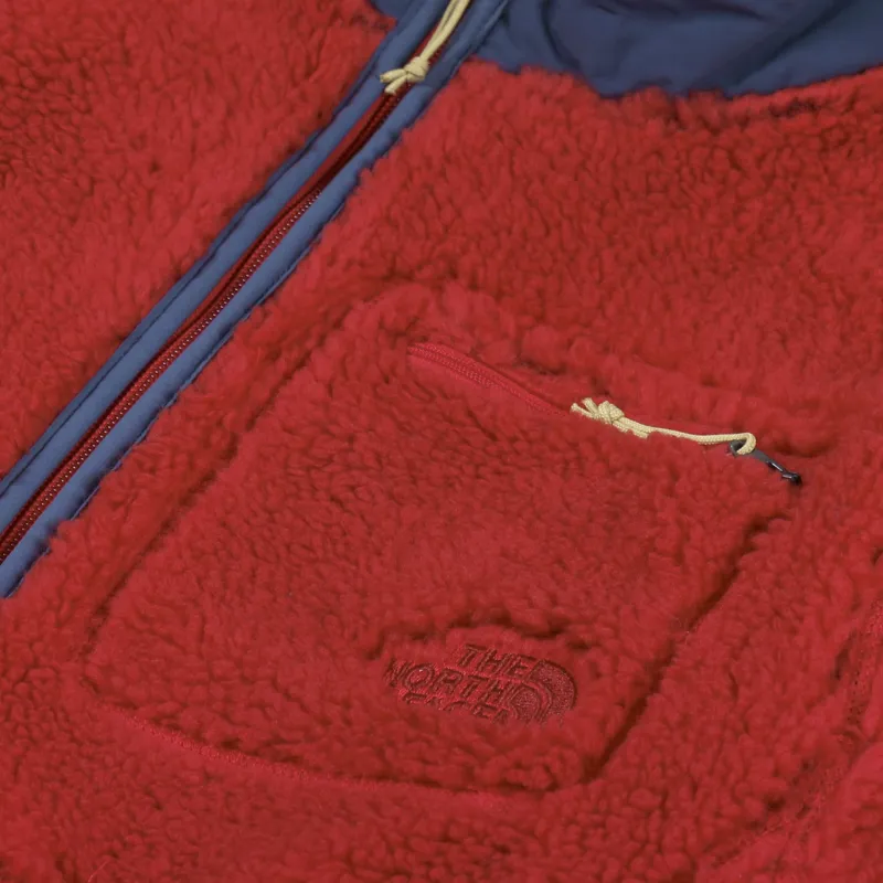 The North Face Extreme Pile Pullover Red-5