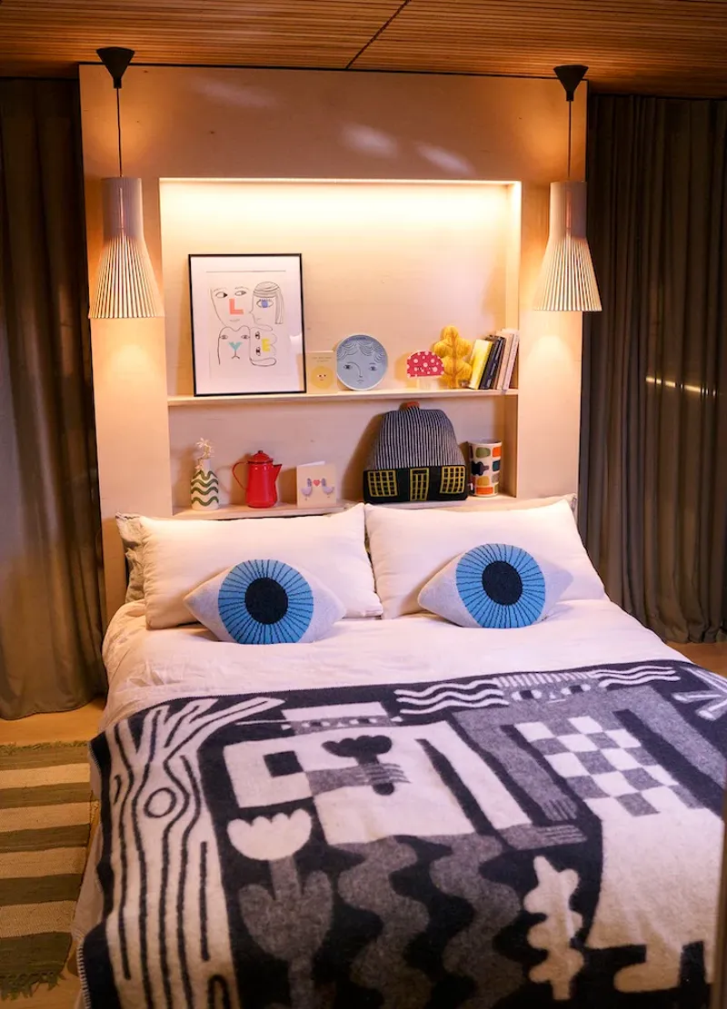 Donna Wilson Me And You Blanket Black Grey-9