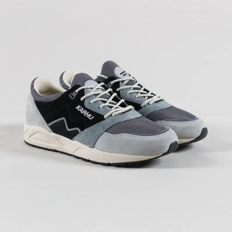 Karhu Aria 95 Shoes Dawn Blue Jet Black