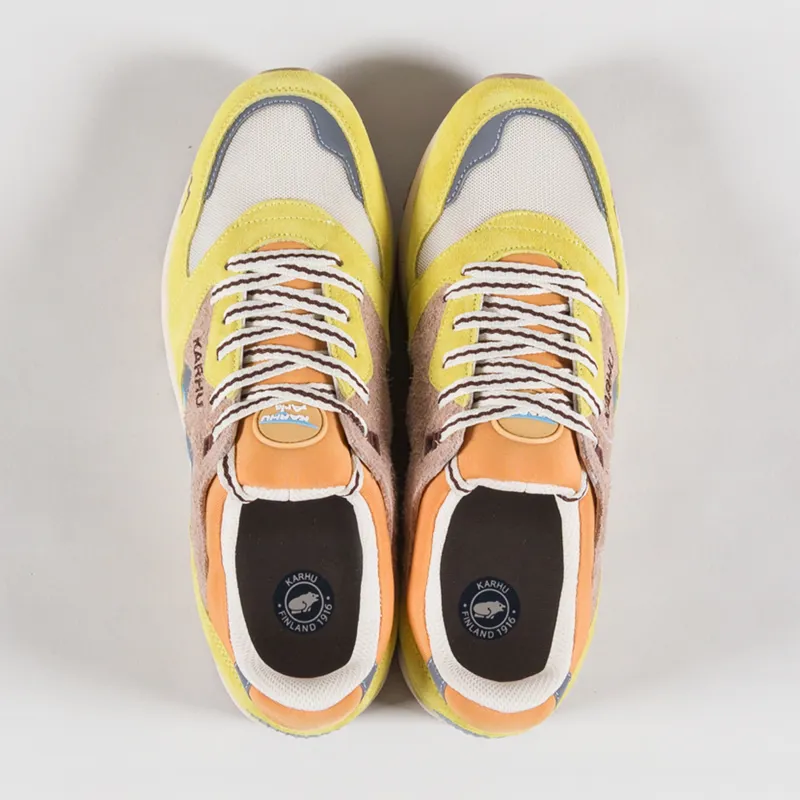 Karhu Aria 95 Shoes Cream Gold Warm Taupe-6