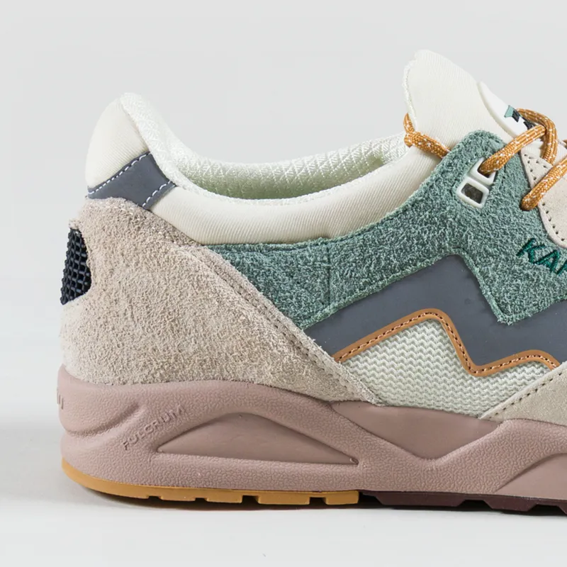 Karhu x Molkky Aria 95 Shoes Turtledove Iceberg Green-4