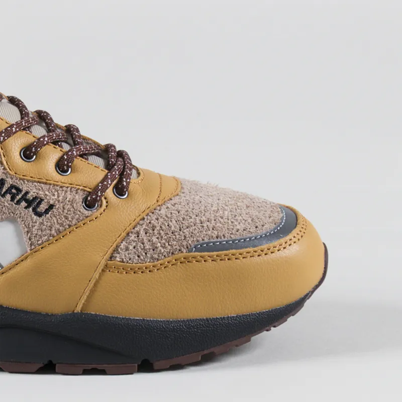 Karhu Aria 95 Shoes Oak Buff White-5