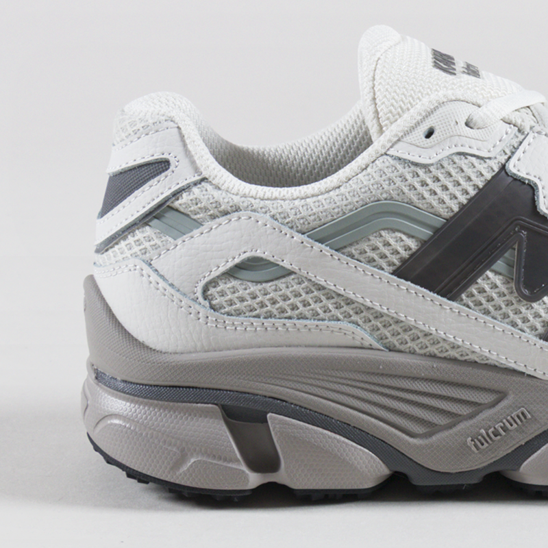 Karhu Super Fulcrum Shoes Blanc De Blanc Dark Gull Grey-4