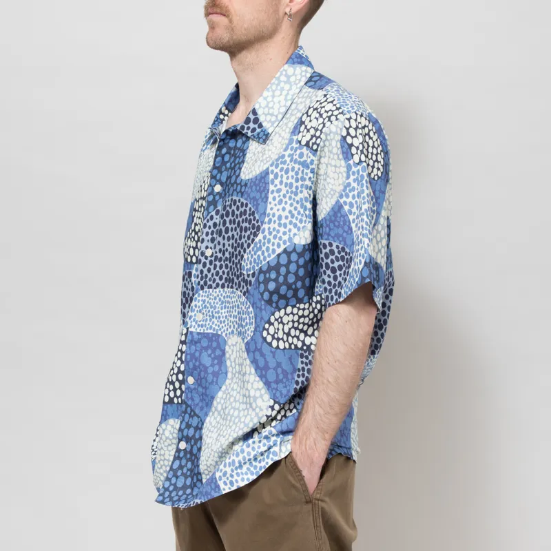 Folk Gabe Shirt Dot Print Blue Mono-1