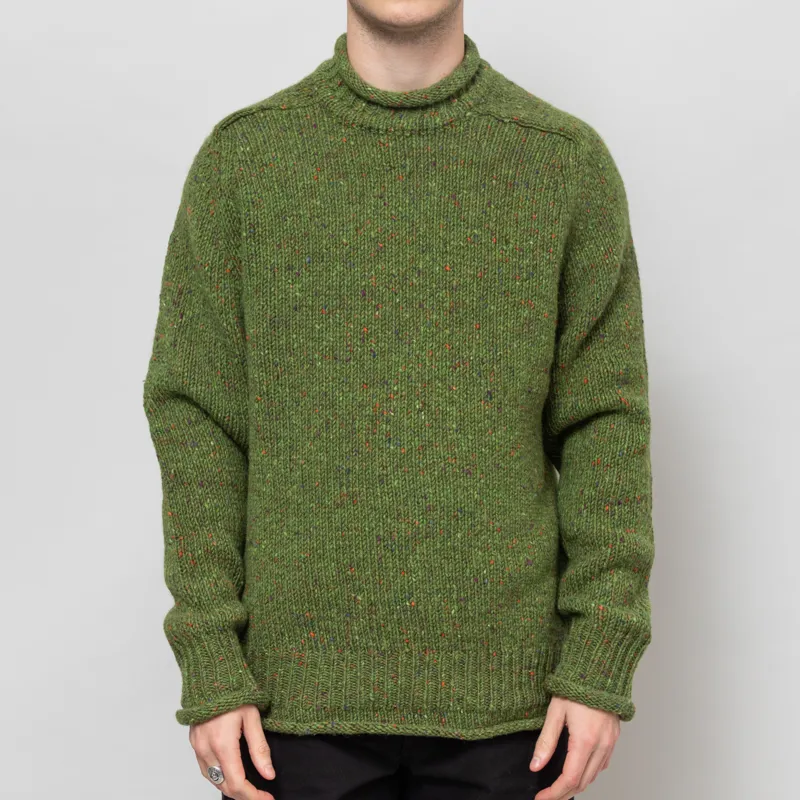 Pittari Findhorn Donegal Tweed Sweater Achais Green
