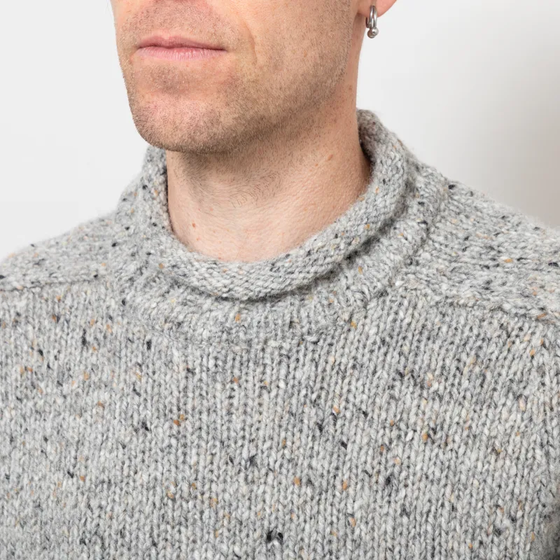 Pittari Findhorn Donegal Tweed Sweater Adara Grey-5