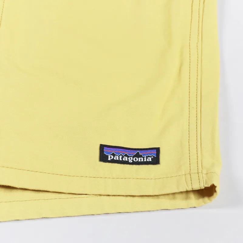 Patagonia Funhoggers Shorts Surfboard Yellow-4