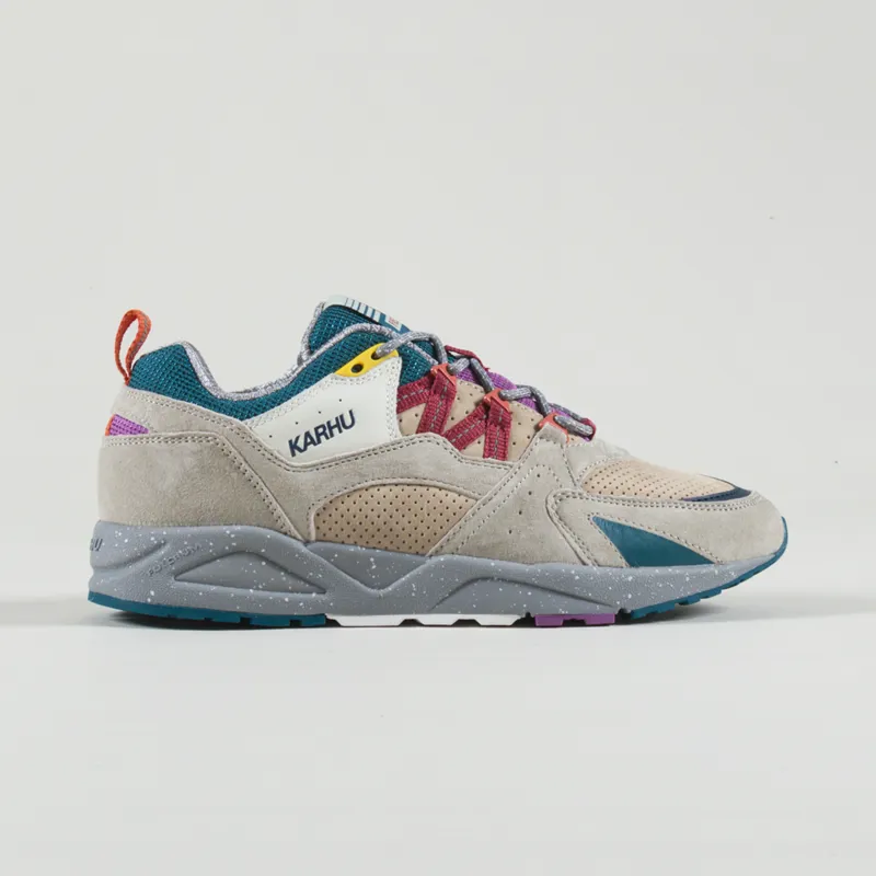 Karhu Fusion 2.0 Shoes Silver Lining Mineral Red-2