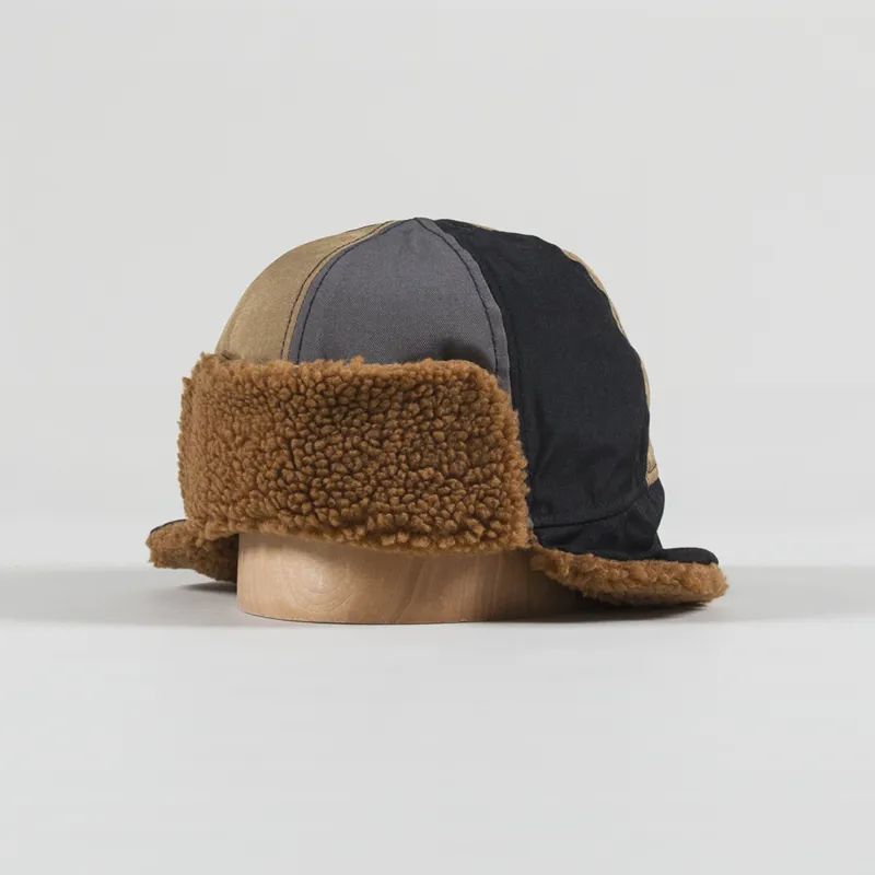 Cap with fur ball on top online