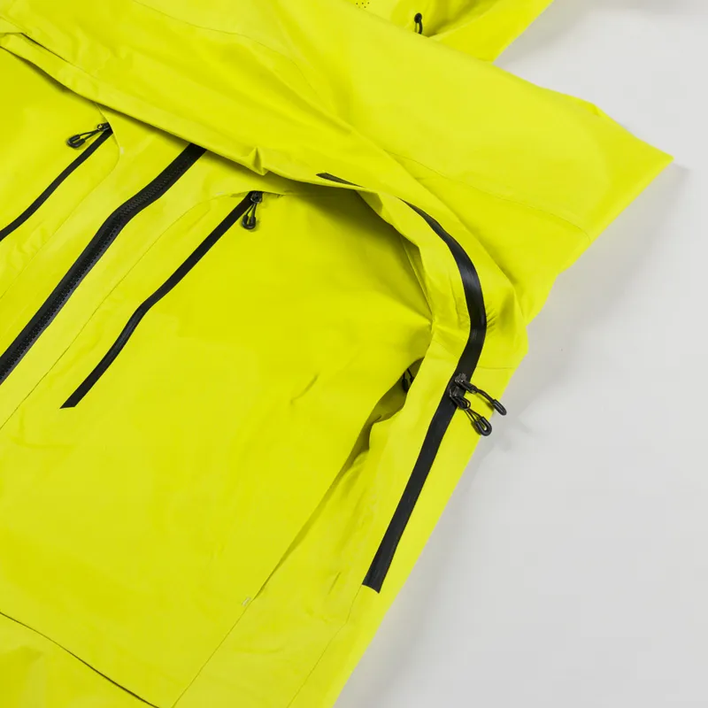 Goldwin GORE-TEX 3L Jacket Lime Yellow-11