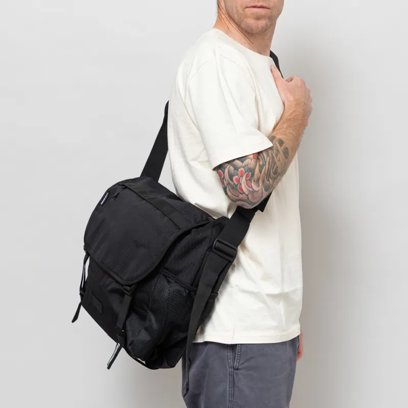 Gramicci Messenger Bag Black-2