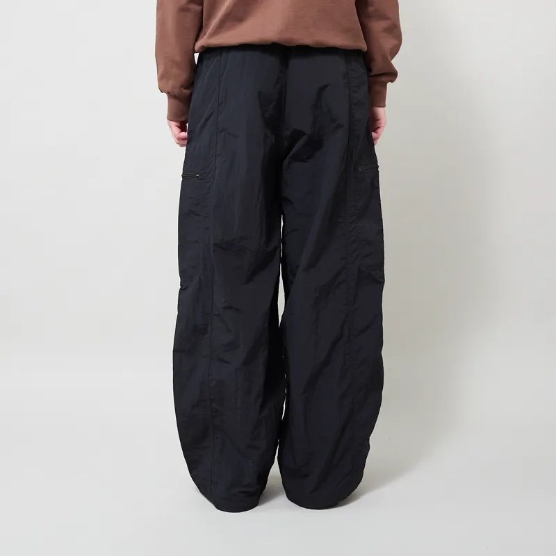 Gramicci Womens Nylon Loose Balloon Pants Black-2