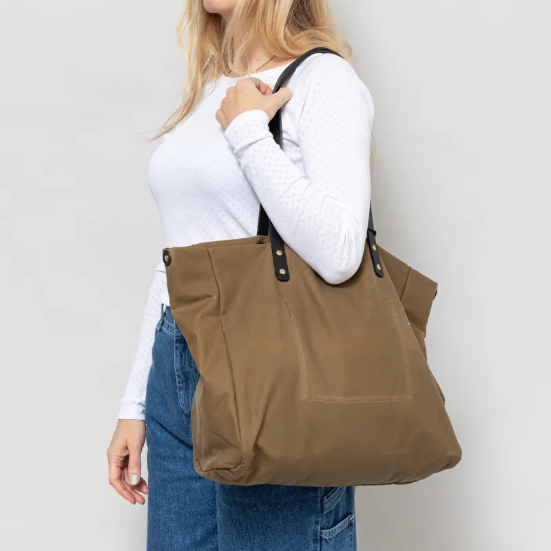 Kate Sheridan Womens Midi Waxed Tote Bag Sand