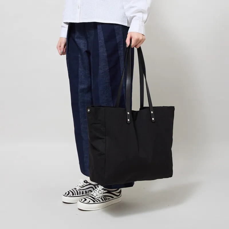 Kate Sheridan Womens Midi Waxed Tote Bag Black-1