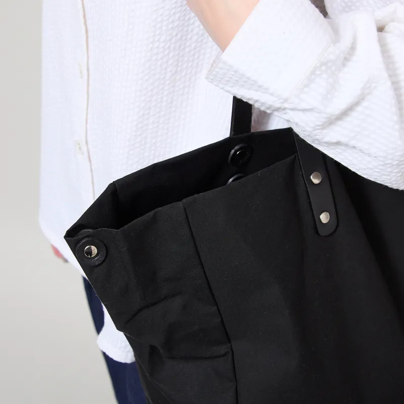 Kate Sheridan Womens Midi Waxed Tote Bag Black-6