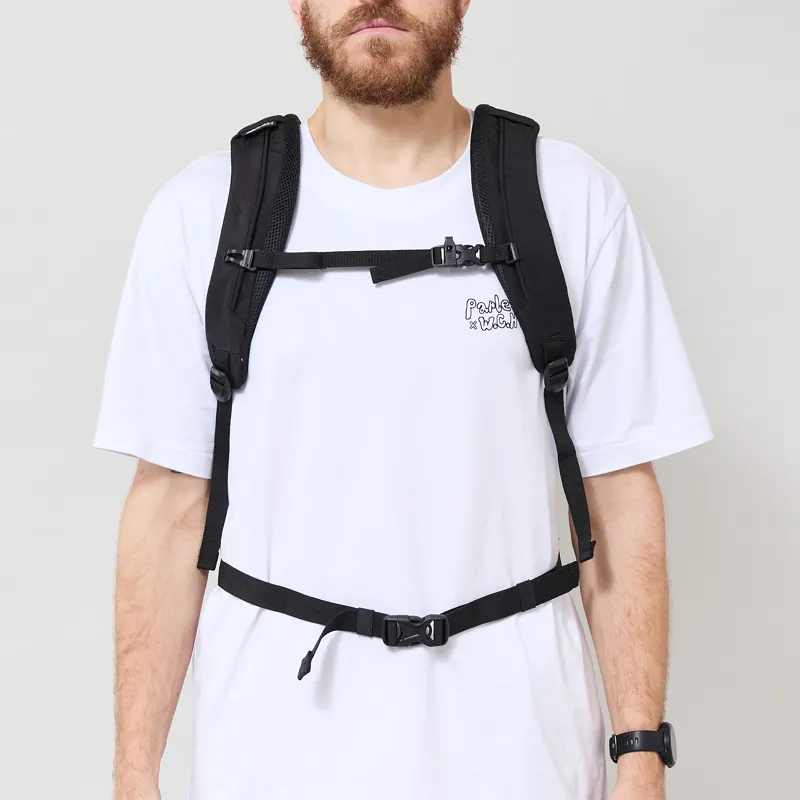 Gramicci 25L Trail Day Pack Black-3