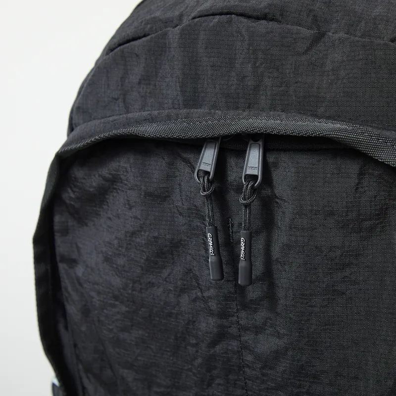 Gramicci 25L Trail Day Pack Black-4