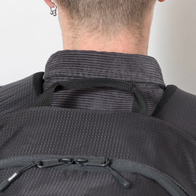 Gramicci 25L Day Pack Black-13