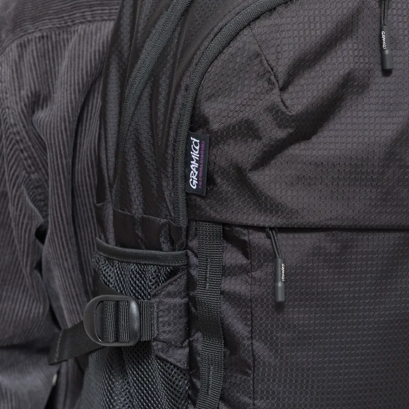 Gramicci 25L Day Pack Black-11