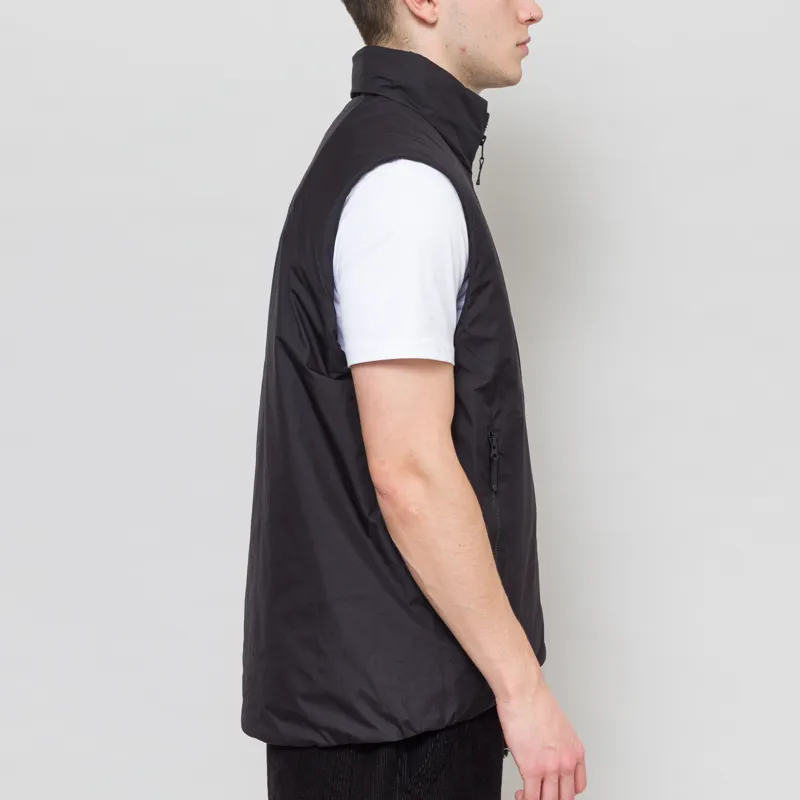 Goldwin GORE-TEX WINDSTOPPER Vest Black-4