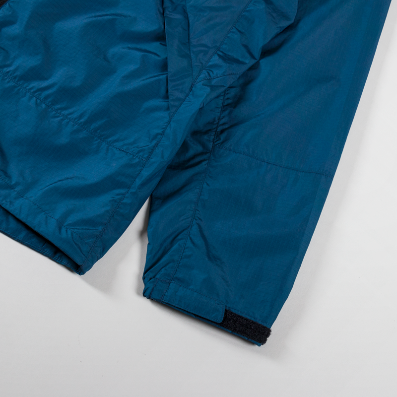 Goldwin Ripstop Light Water Repellent Jacket Navy Blue-11