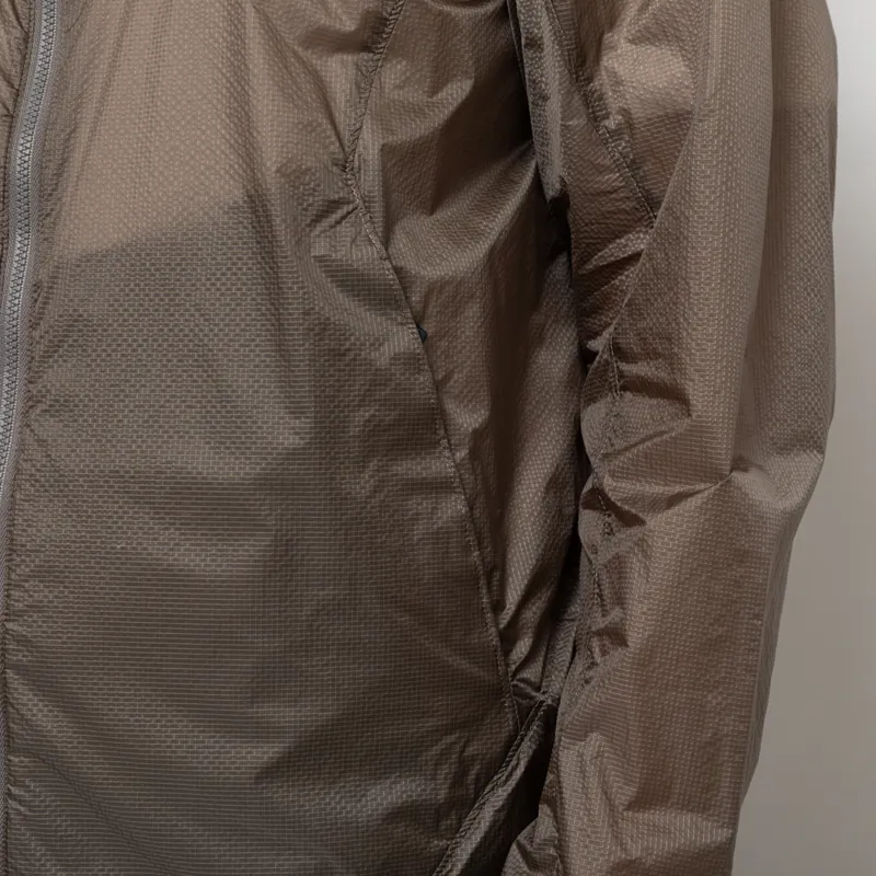 Goldwin Airly Shell Packable Wind Jacket Desert Taupe-9