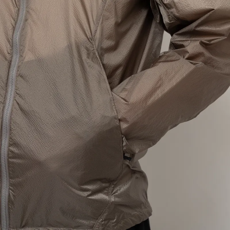 Goldwin Airly Shell Packable Wind Jacket Desert Taupe-10