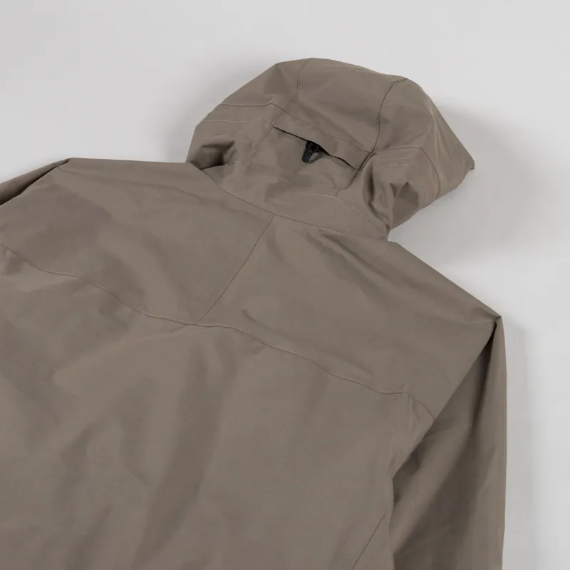 Goldwin Pertex Unlimited 2L Jacket Desert Taupe-5
