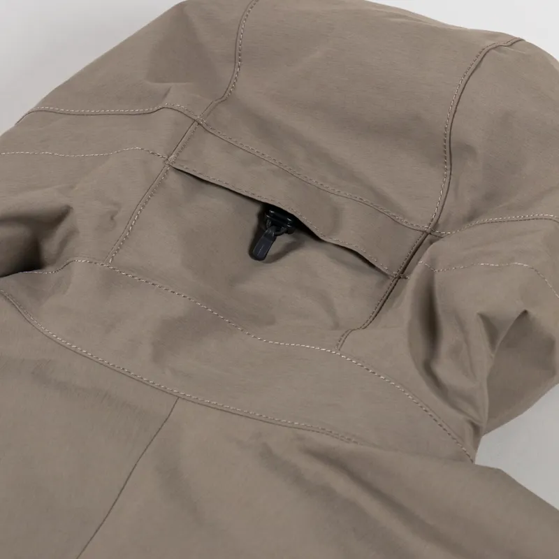 Goldwin Pertex Unlimited 2L Jacket Desert Taupe-9