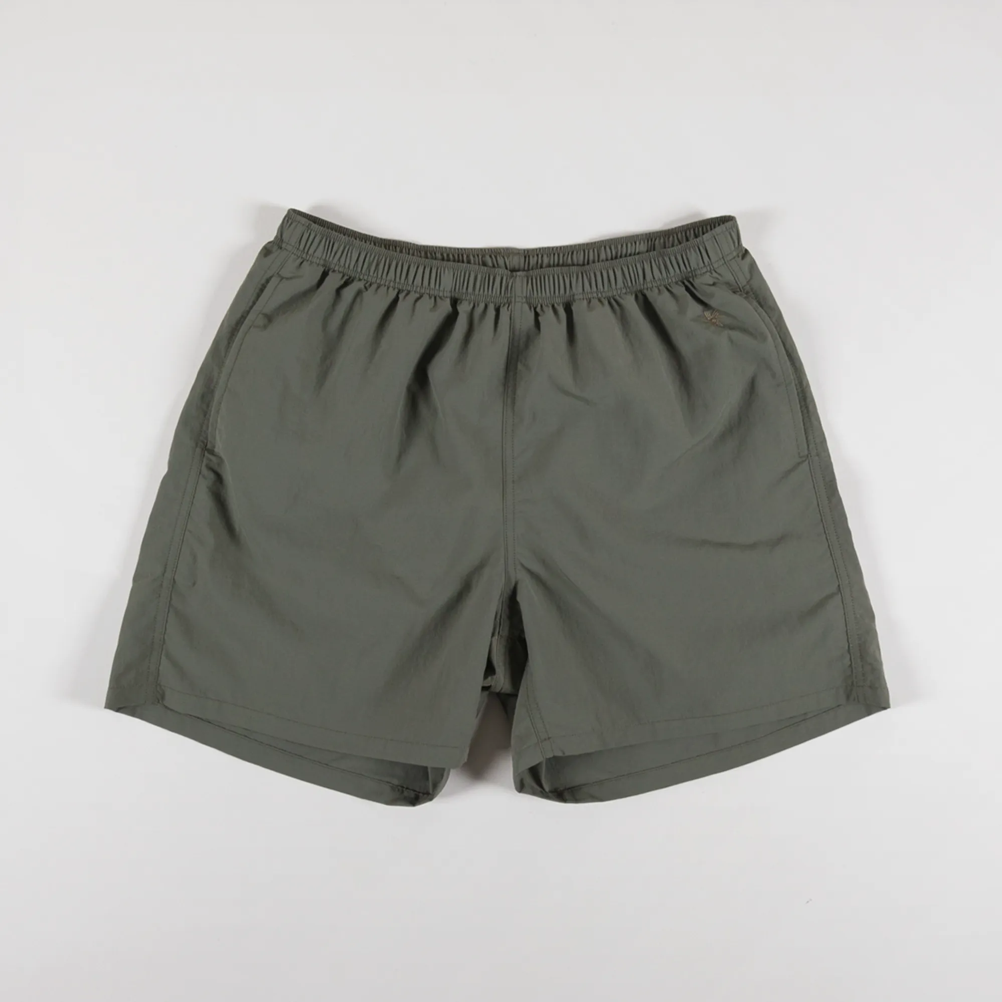 Goldwin Mens Lightweight Nylon Sports Shorts 5 Leaf Green