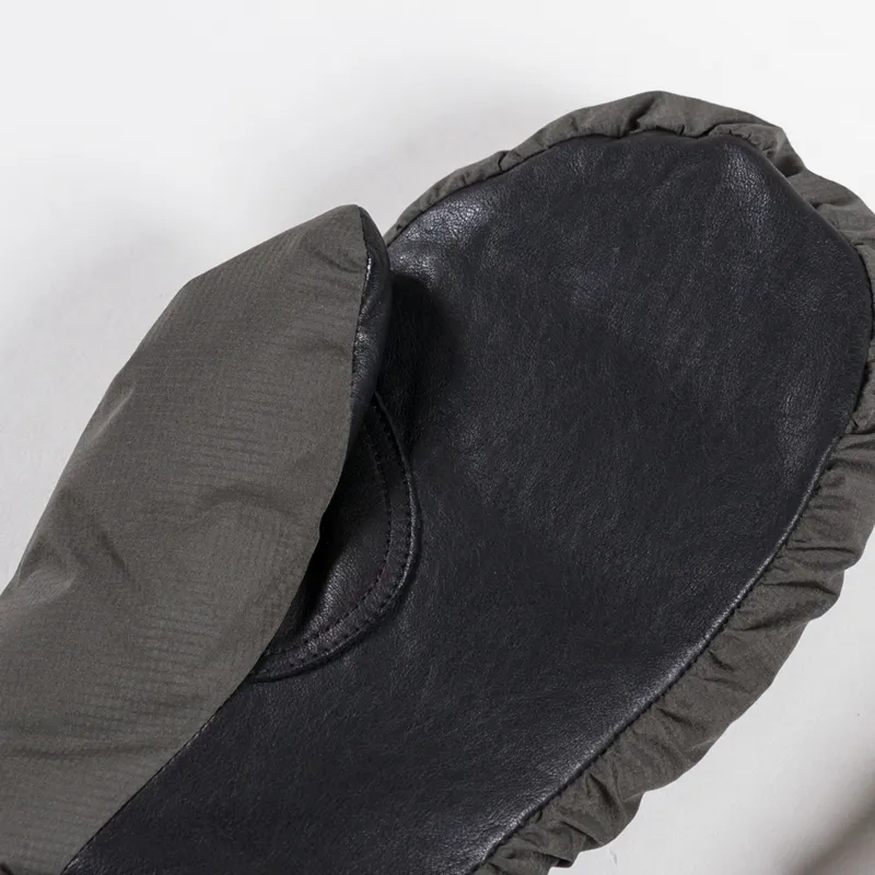 thisisneverthat GORE-TEX WINDSTOPPER Down Mitten Olive Drab-4