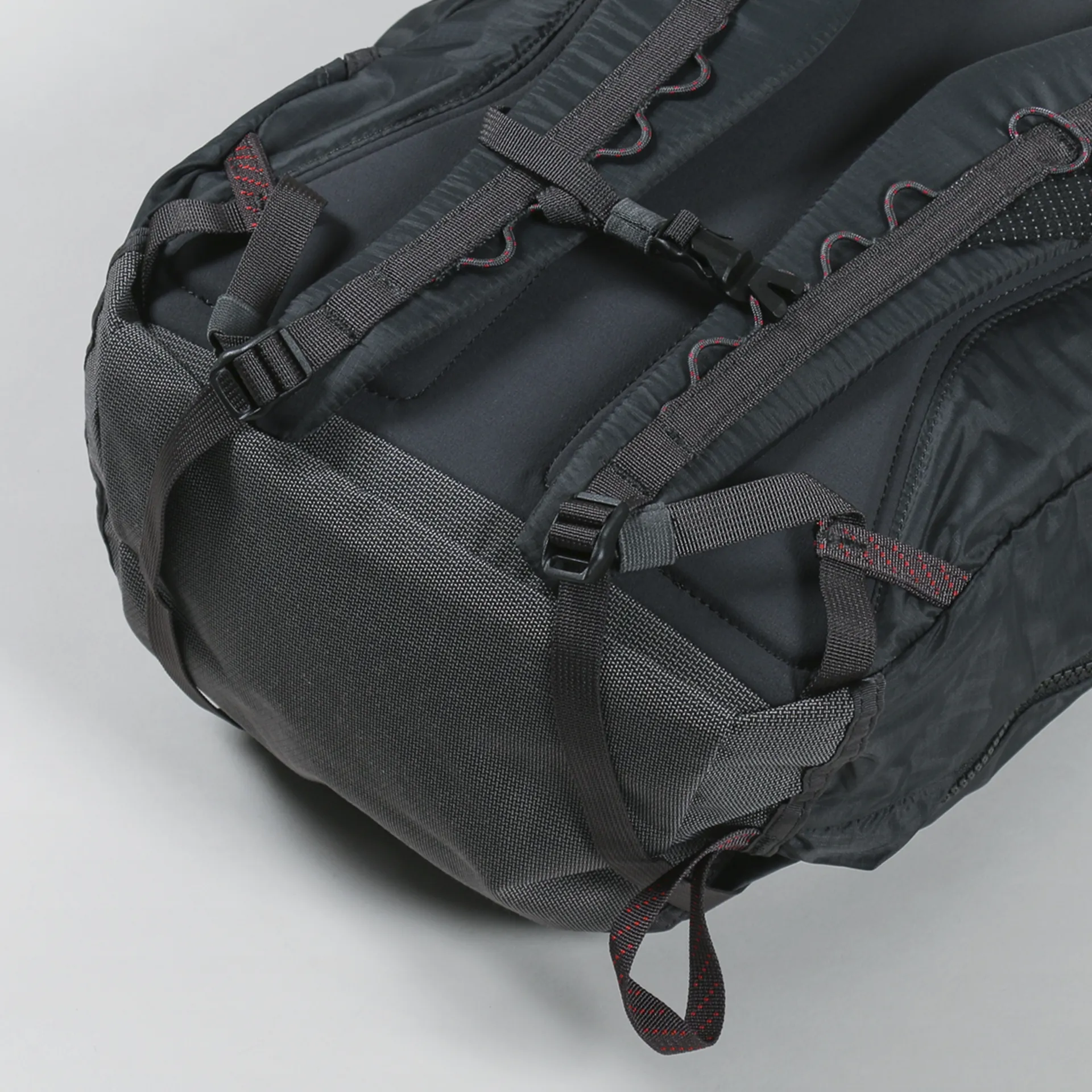 Klattermusen Technical Climbing Gjalp Backpack 18L Raven Black