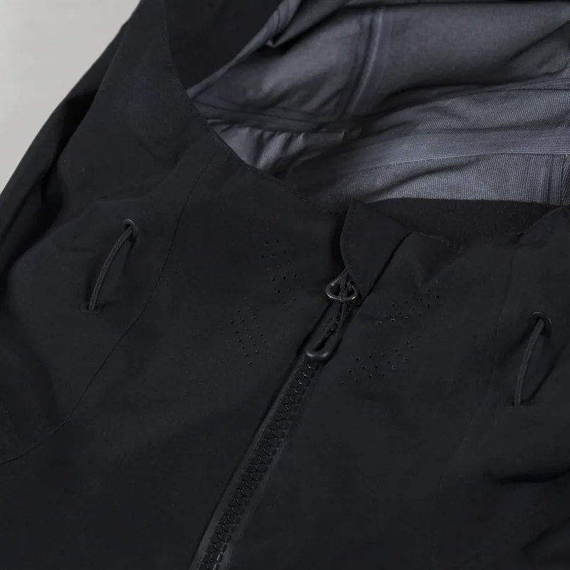 Goldwin0 Goretex 3L jacket サイズ3 黒 GOLDWINゴールドウィンGORE-TEX XLフード付き